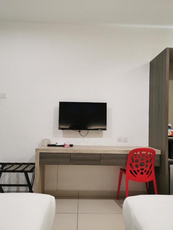 Alpha Hotel